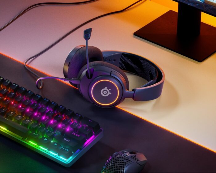 SteelSeries Arctis Nova 3 - USB-C Gaming Headset for PC, PS4, PS5 & Switch - RGB Lights - Hi-Fi Drivers - 360° Spatial Audio - AirWeave Memory Foam Earcups - Super Lightweight - ClearCast Gen 2 Mic - Image 2