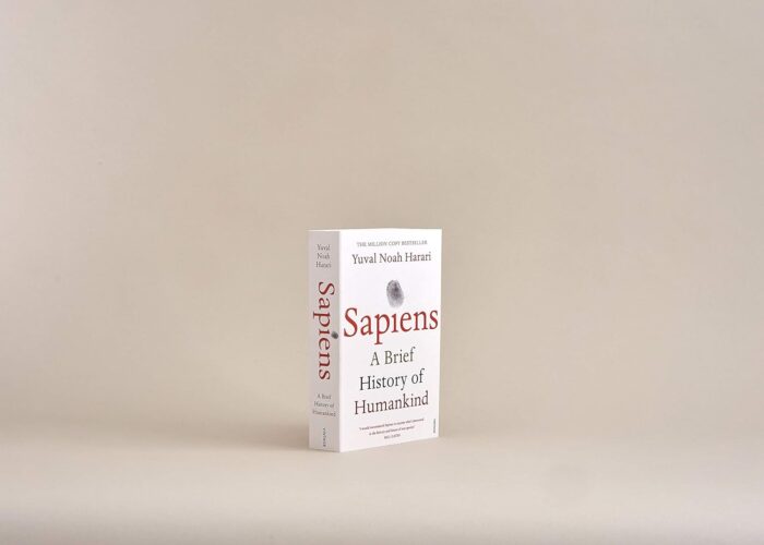 Sapiens A Brief History Of Humankind By Yuval Noah Harari - Paperback - Image 4
