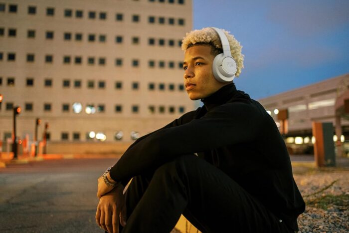 JBL Tune 720BT Wireless Over-Ear Headphones, Pure Bass Sound, Bluetooth 5.3, 76H Battery, Hands-Free Call, Multi-Point Connection, Foldable, Detachable Audio Cable - Black, JBLT720BTBLK - Image 11