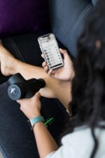 Hypervolt Plus (Bluetooth) - Handheld Massage Device (30% more powerful) Featuring QuietGlide with 3 Speeds, 5 Interchangeable Heads and Bluetooth connectivity to Hyperice App powered by HyperSmart - Image 4