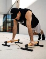 GORNATION Parallettes, inkl. Grip Tape, Calisthenics Equipment für Handstand, Push-Ups & mehr, Liegestützgriffe für Fitness zuhause & Outdoor mit Griffen/Stangen aus Holz, Home Gym Equipment - Image 5